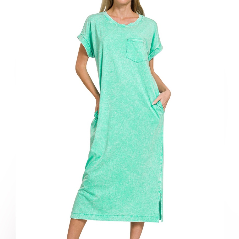 NWT Zenana Mint Green Acid Wash Short Sleeve Midi Length T-Shirt Dress